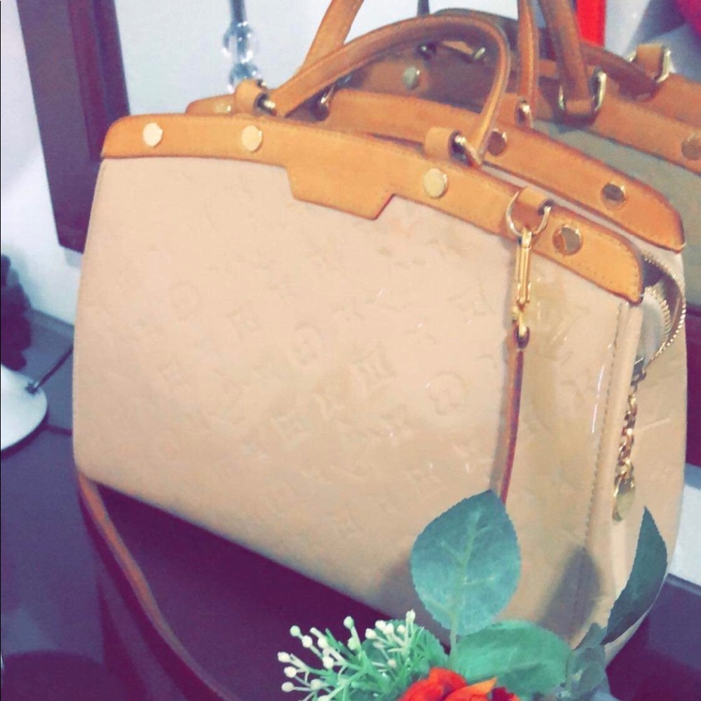 Louis Vuitton Vernis Brea MM
